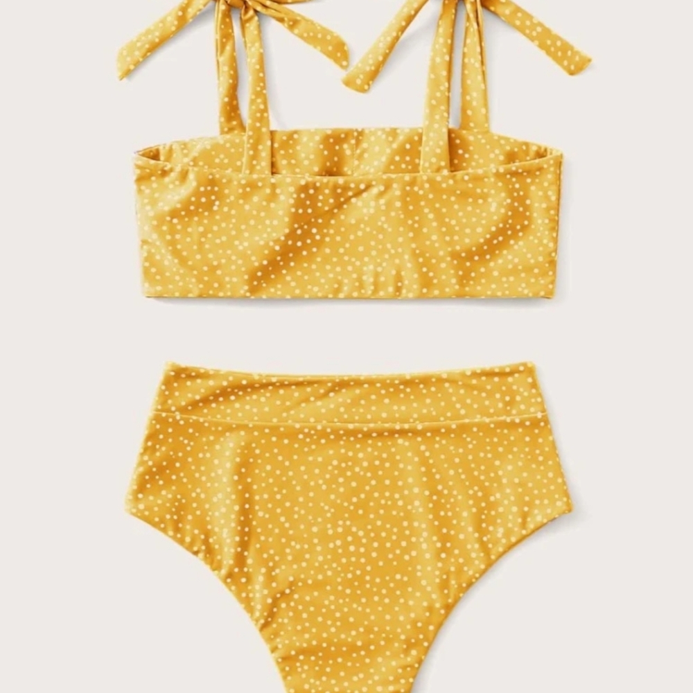 Yellow polka dot bikini 🌻 - Picture 6 of 6